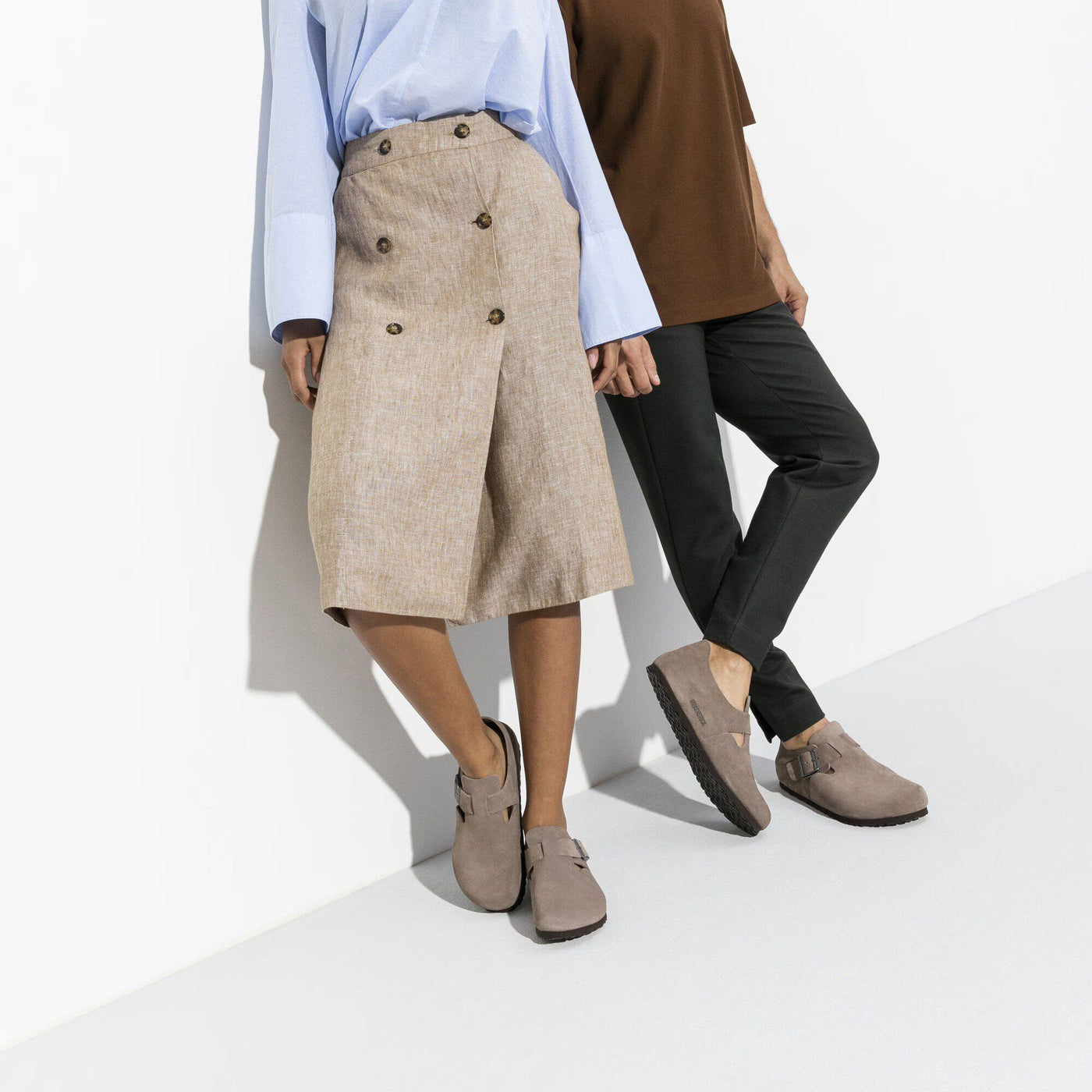 #color_suede-leather-taupe