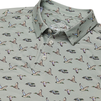 #color_flying-ducks-green