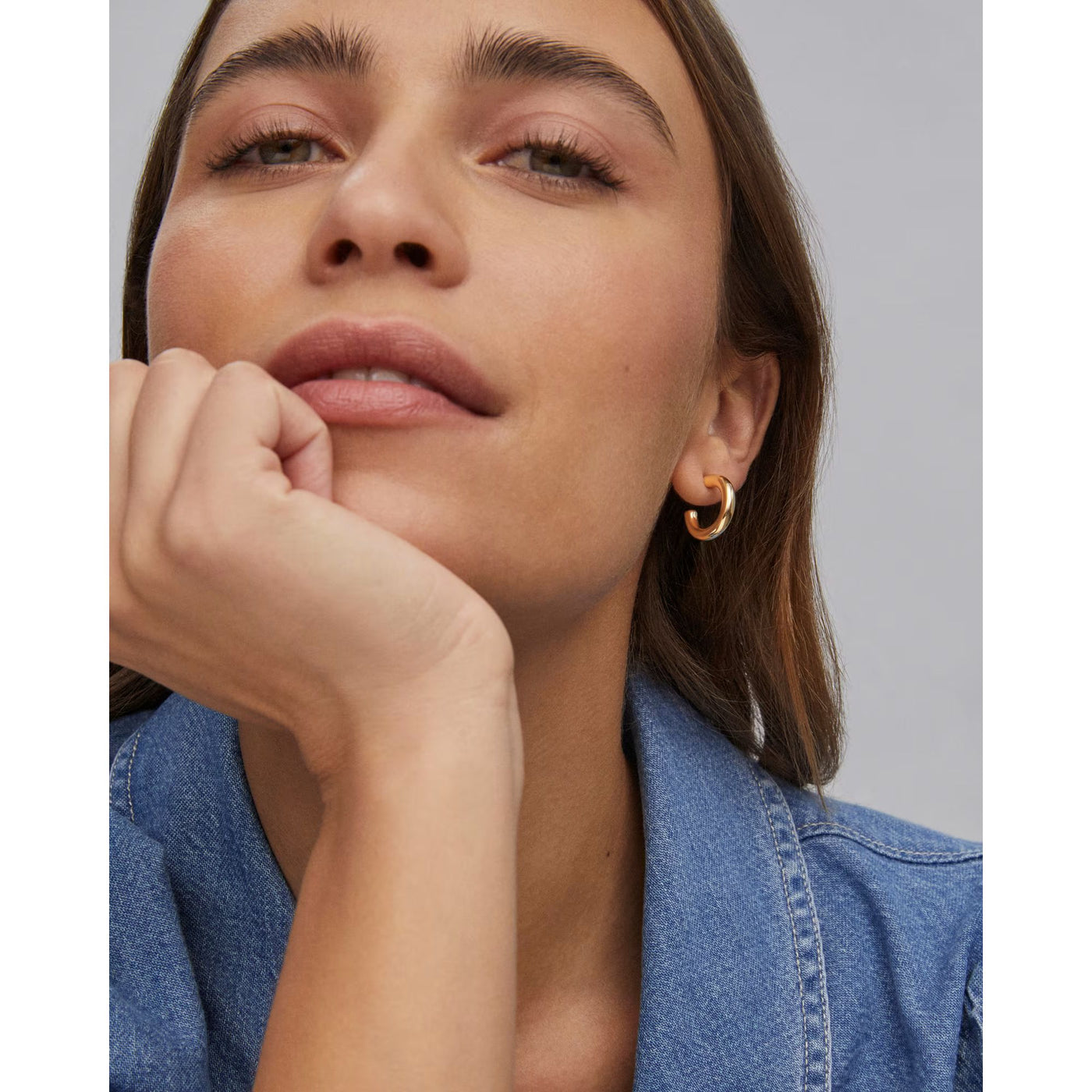 Colette Huggie Earrings in Gold