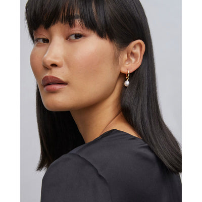 Willa Gold Pearl Huggie Earrings in Freshwater Cultured Pearl